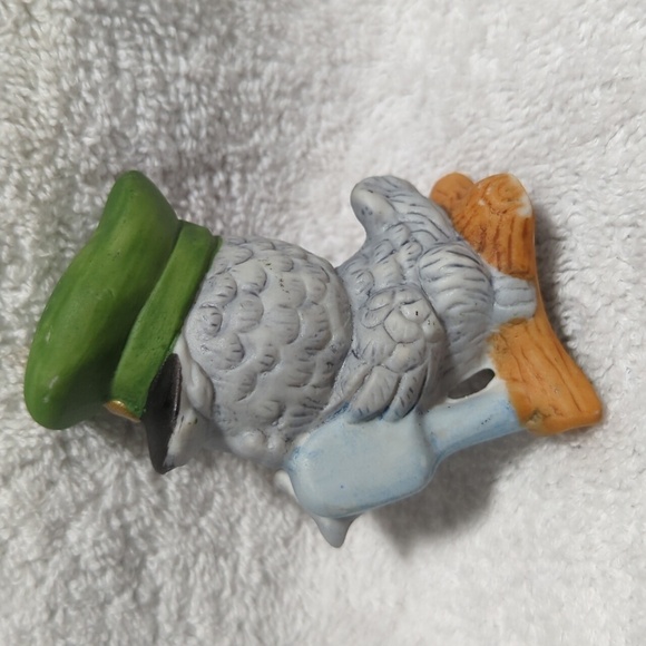 Brinn's Vintage Mail Carrier Owl Ceramic Figurine - Picture 3 of 7